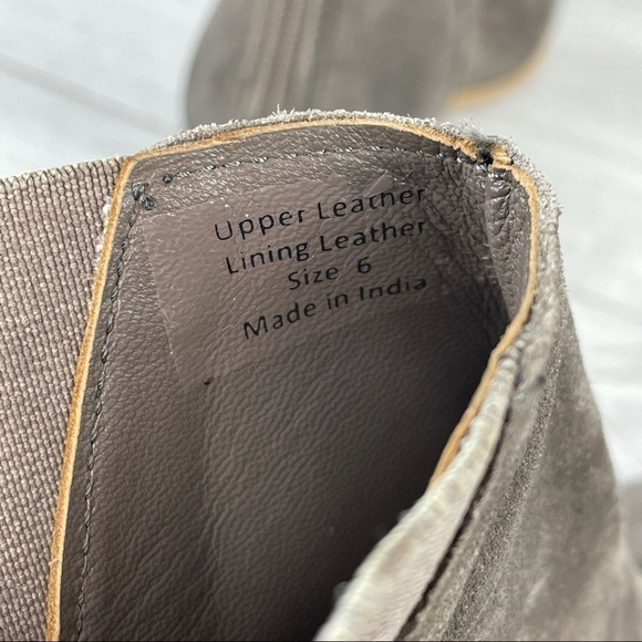 π
Ίrebels Taupe Suede Ankle Boots - Picture 3 of 8